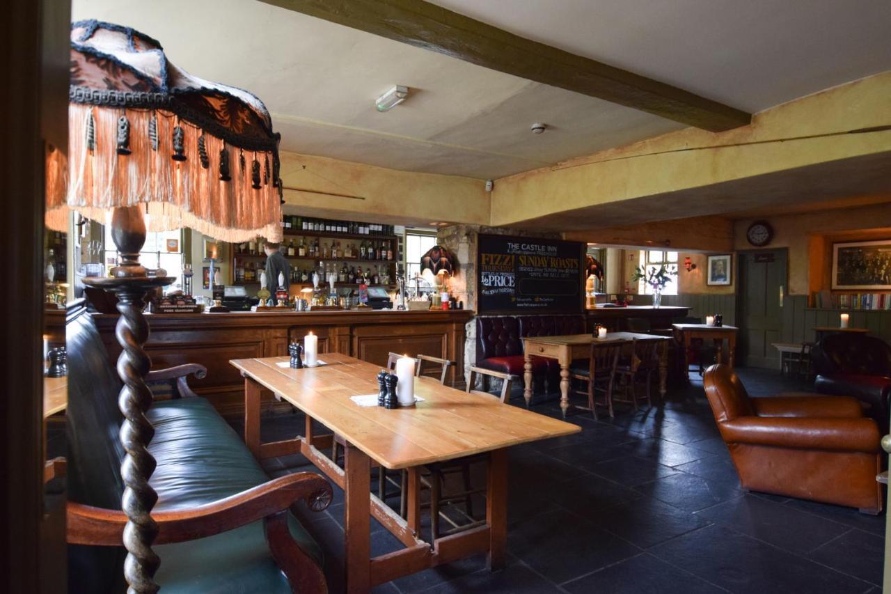 The Castle Inn Bradford-On-Avon Eksteriør billede