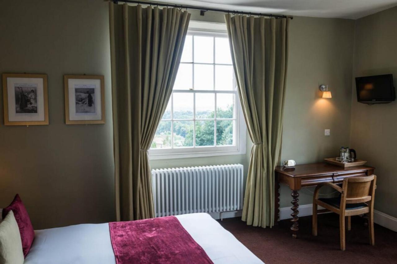 The Castle Inn Bradford-On-Avon Eksteriør billede