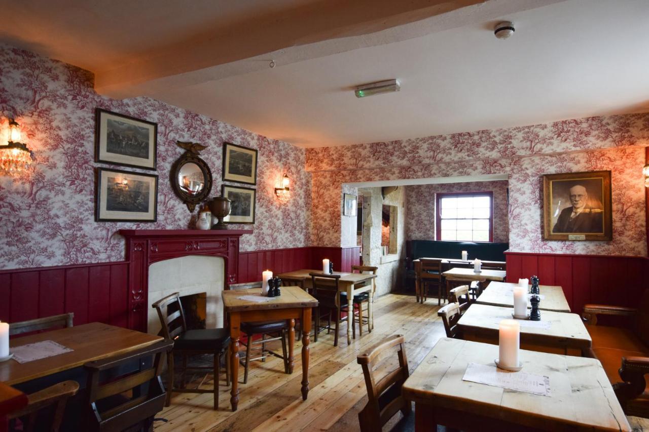 The Castle Inn Bradford-On-Avon Eksteriør billede